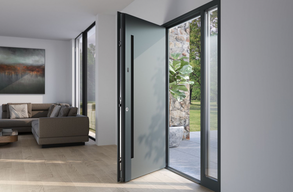 Geöffnete Eingangstür von Inotherm