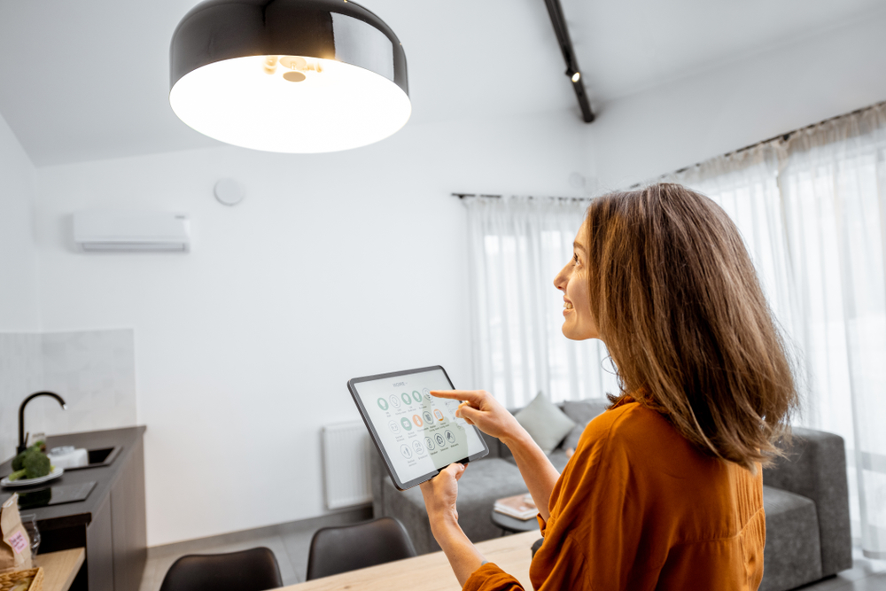 Intelligente Beleuchtung wird per Tablet gesteuert