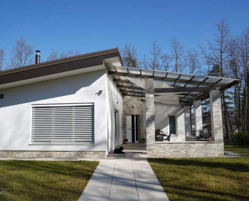 vhodna_vrata_za_hiso-1030x687